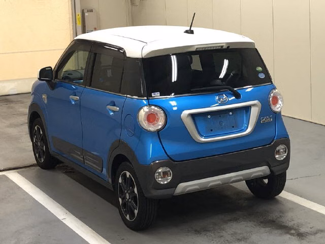DAIHATSU CAST