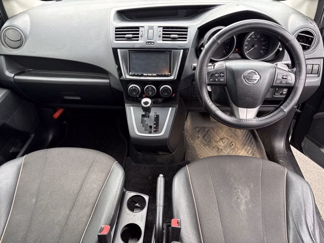 NISSAN LAFESTA