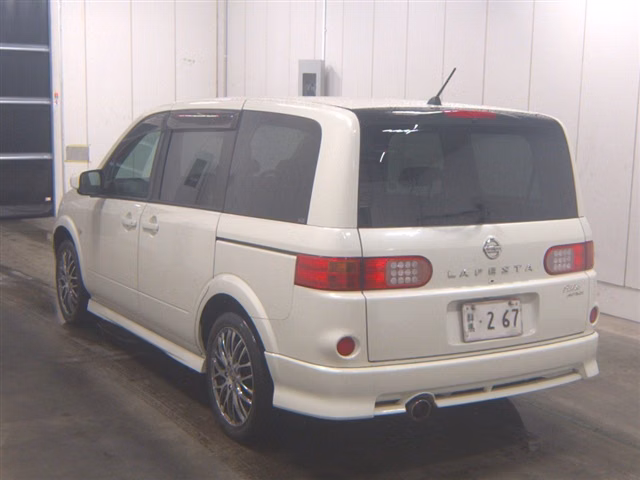 NISSAN LAFESTA