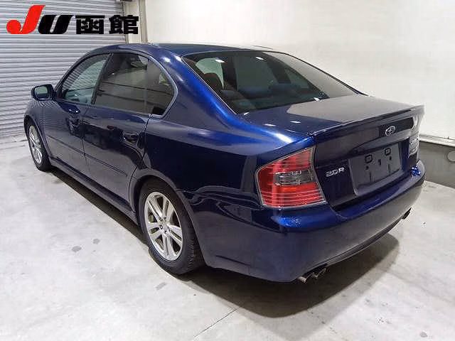 SUBARU LEGACY B4