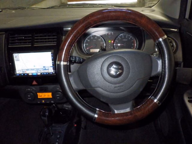 SUZUKI CERVO