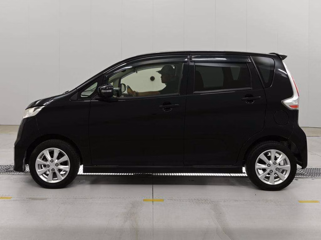 MITSUBISHI EK CUSTOM