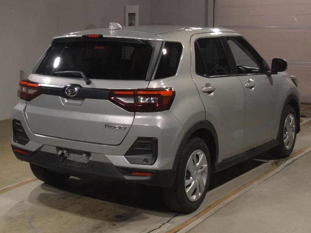 DAIHATSU ROCKY