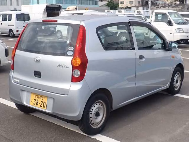 DAIHATSU MIRA