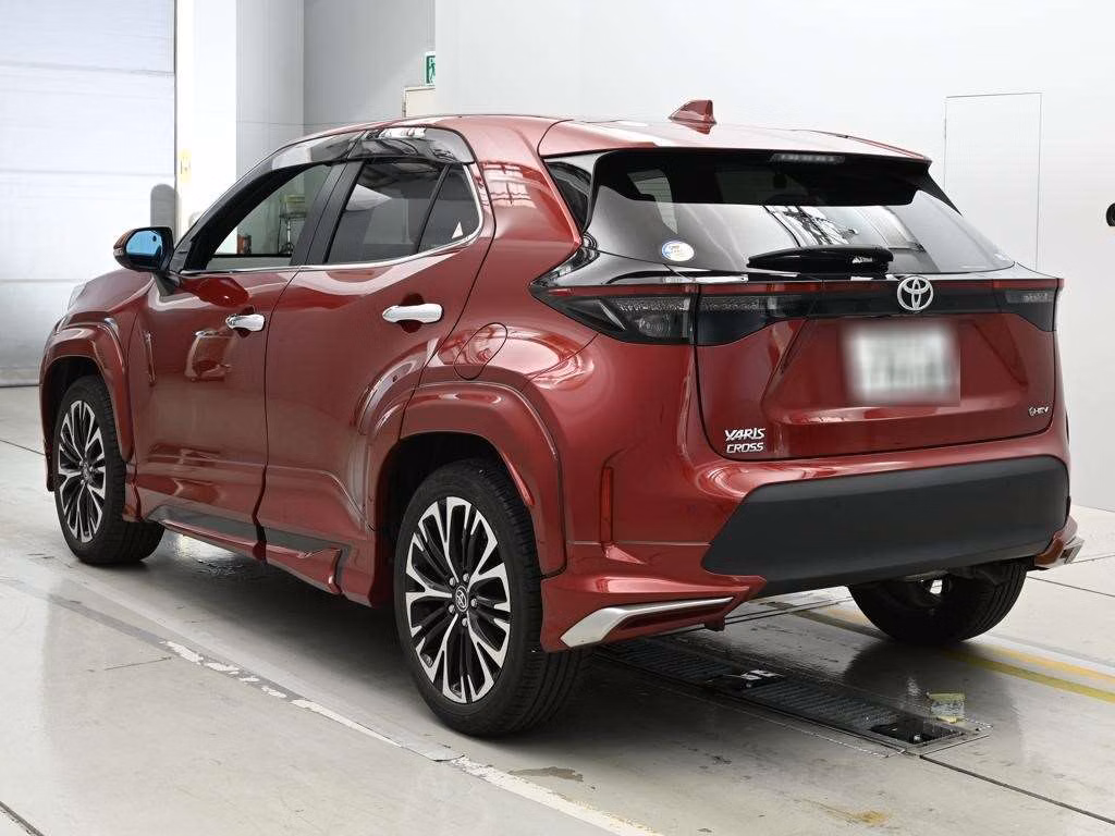 TOYOTA YARIS CROSS