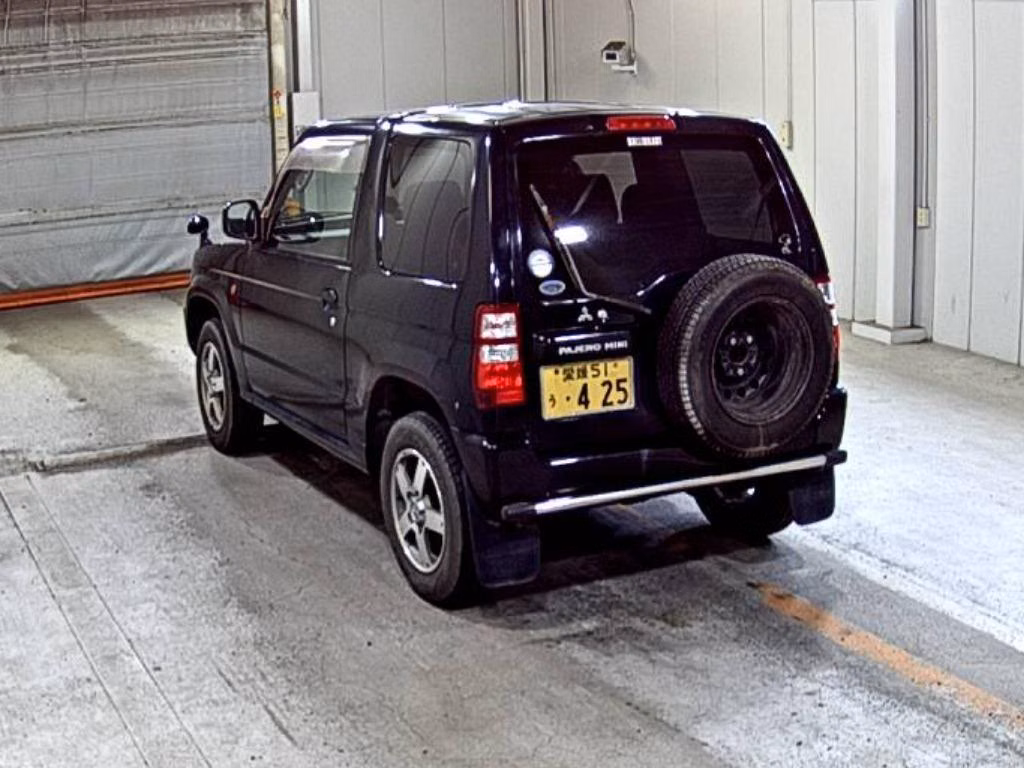 MITSUBISHI PAJERO MINI