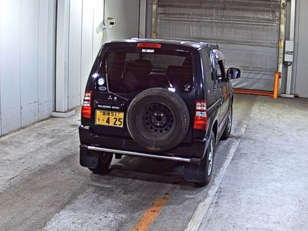 MITSUBISHI PAJERO MINI