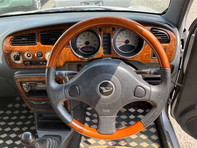 DAIHATSU MIRA GINO