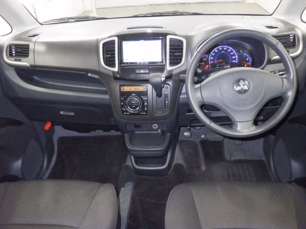 MITSUBISHI DELICA D:2