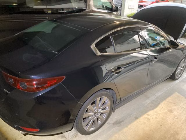 MAZDA MAZDA3