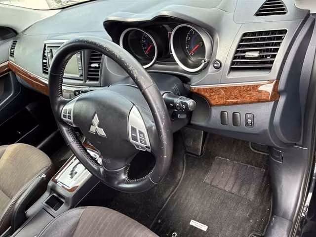 MITSUBISHI GALANT FORTIS