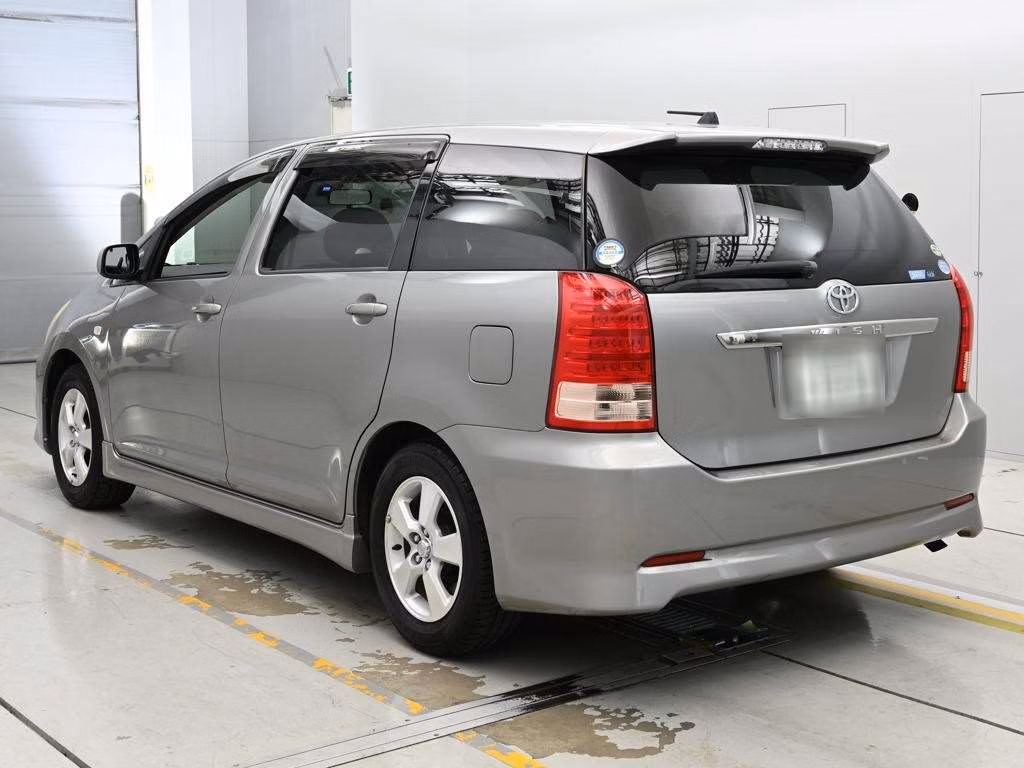 TOYOTA WISH