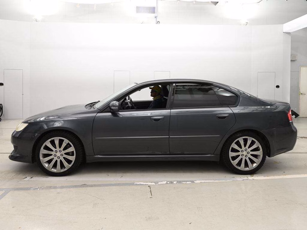 SUBARU LEGACY B4