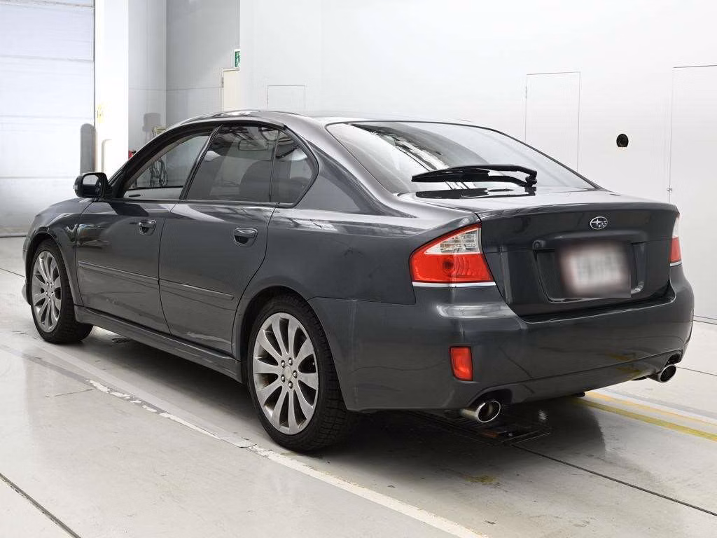 SUBARU LEGACY B4