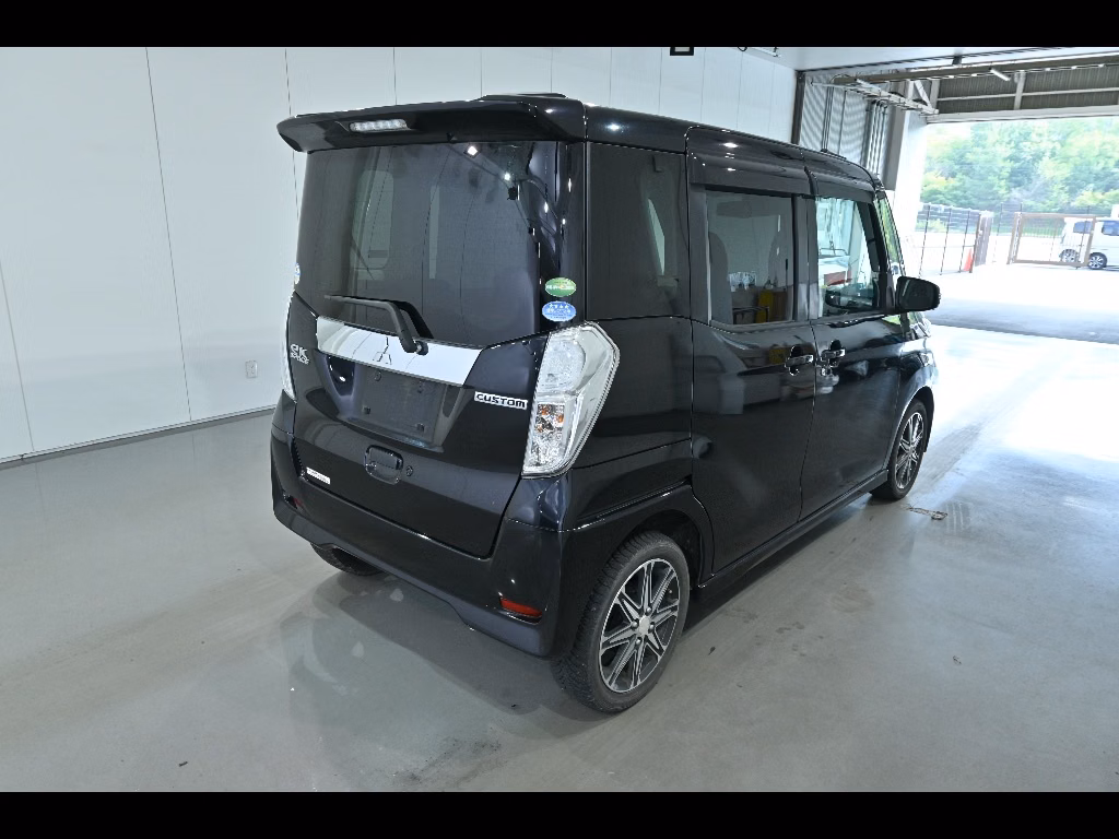MITSUBISHI EK SPACE