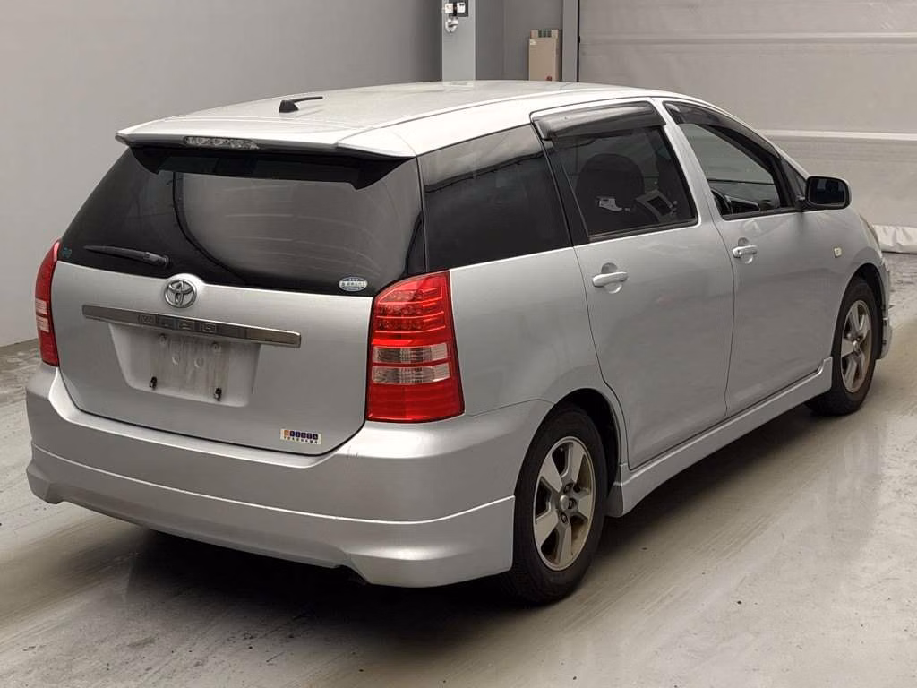 TOYOTA WISH