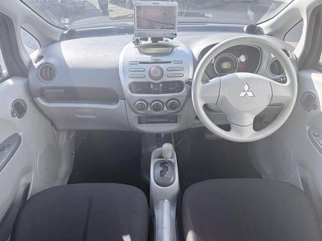 MITSUBISHI I