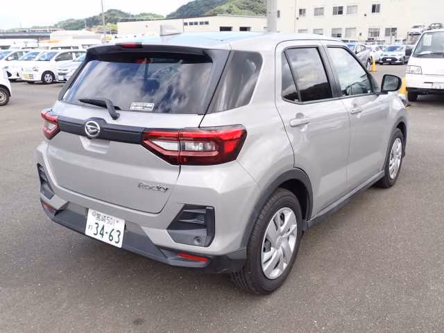 DAIHATSU ROCKY