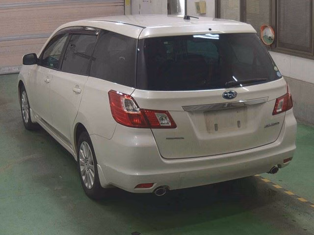 SUBARU EXIGA