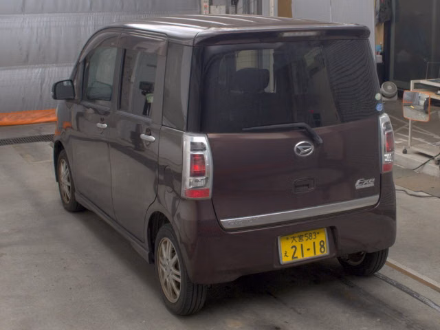 DAIHATSU TANTO EXE