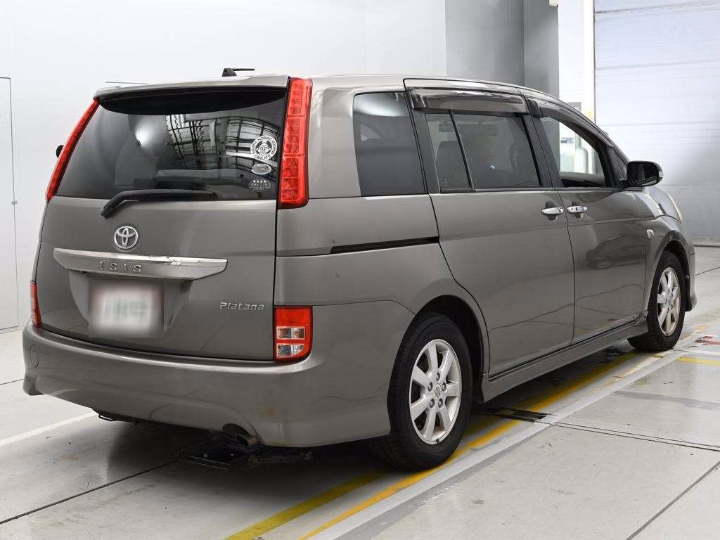 TOYOTA ISIS