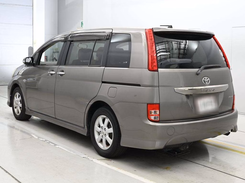 TOYOTA ISIS
