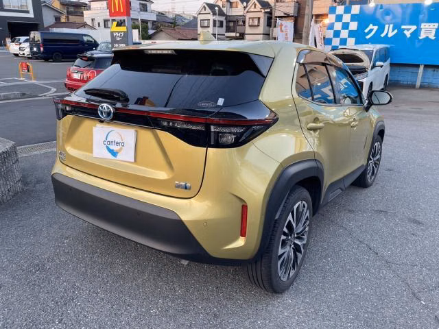 TOYOTA YARIS CROSS