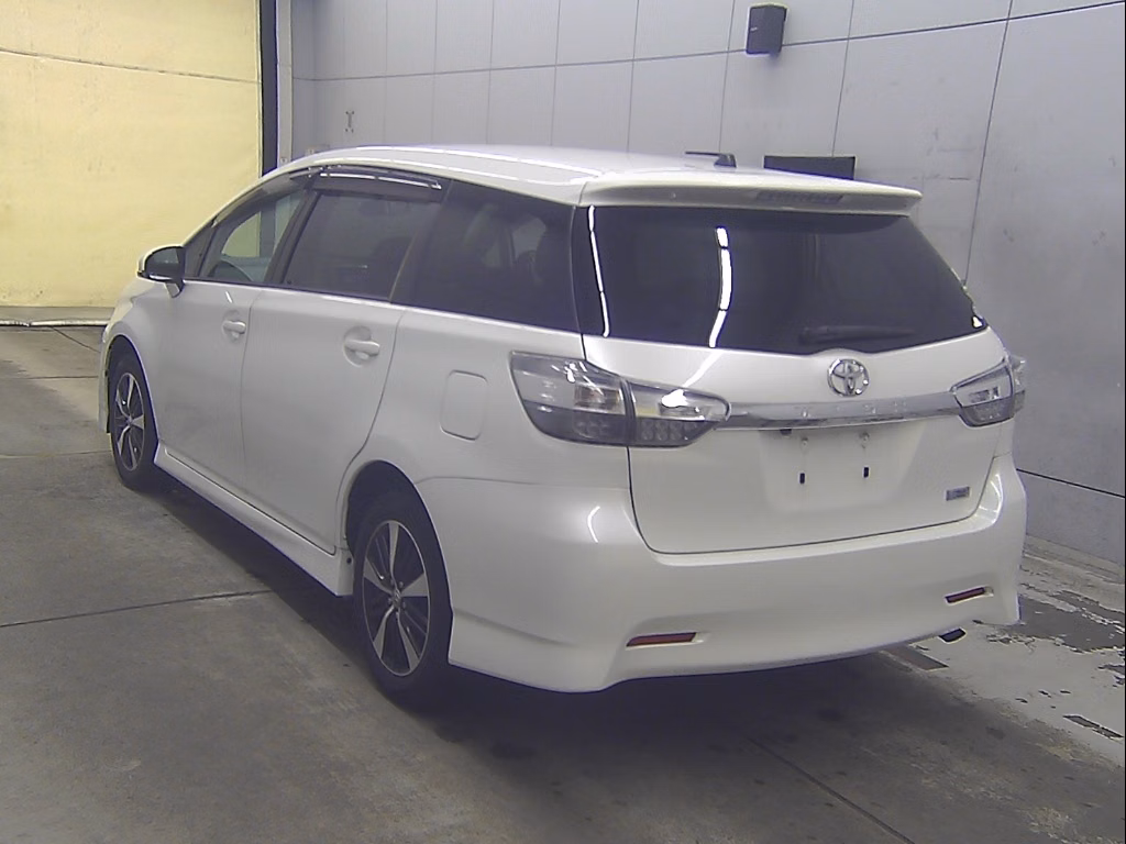 TOYOTA WISH