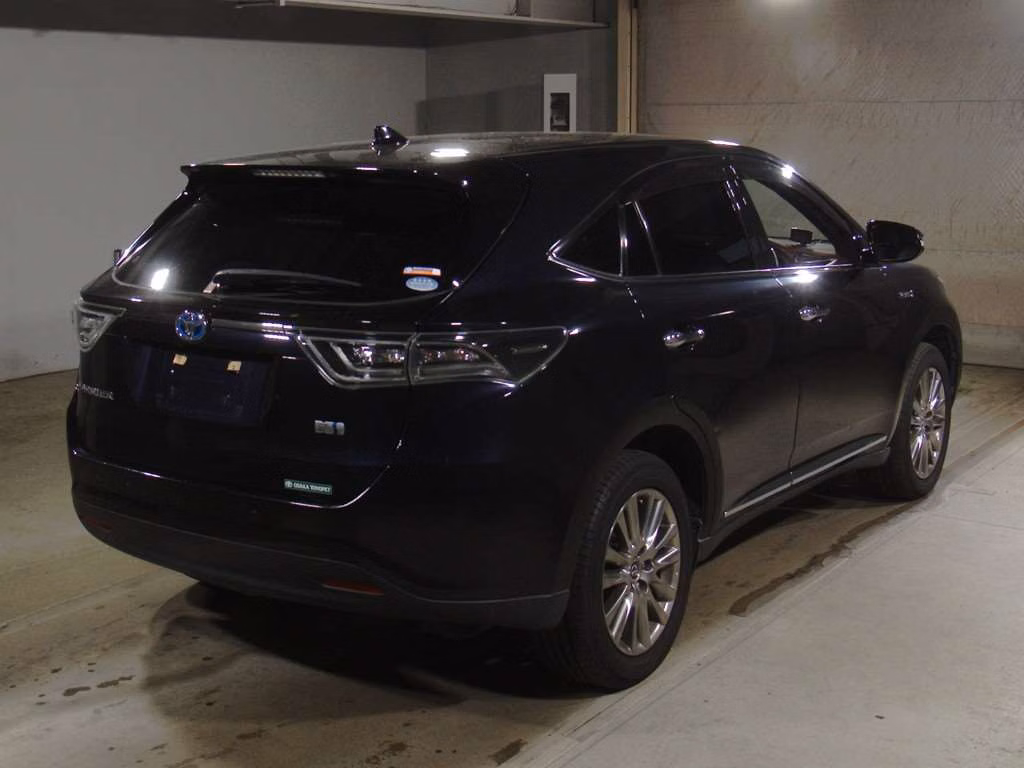 TOYOTA HARRIER