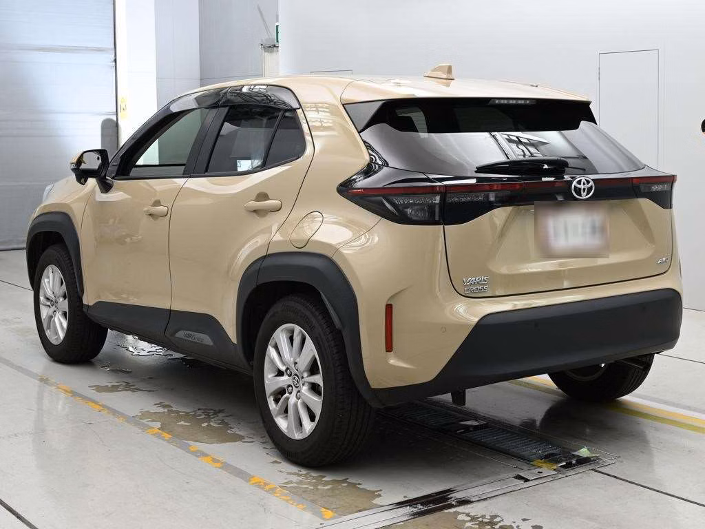 TOYOTA YARIS CROSS