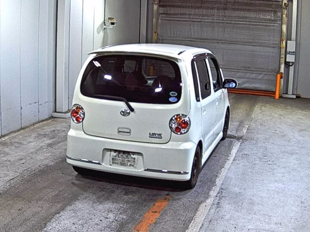 DAIHATSU MOVE LATTE