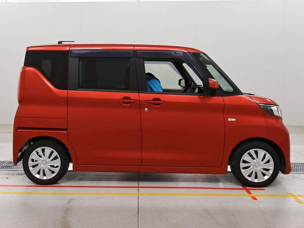 MITSUBISHI EK SPACE