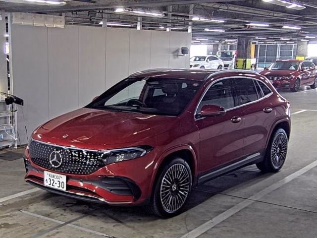 MERCEDES-BENZ EQA