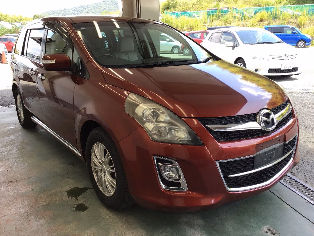 MAZDA MPV