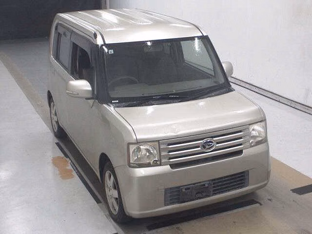 DAIHATSU MOVE CONTE