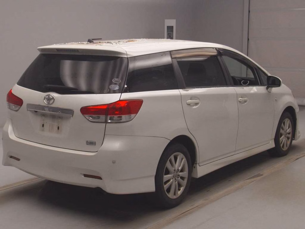 TOYOTA WISH