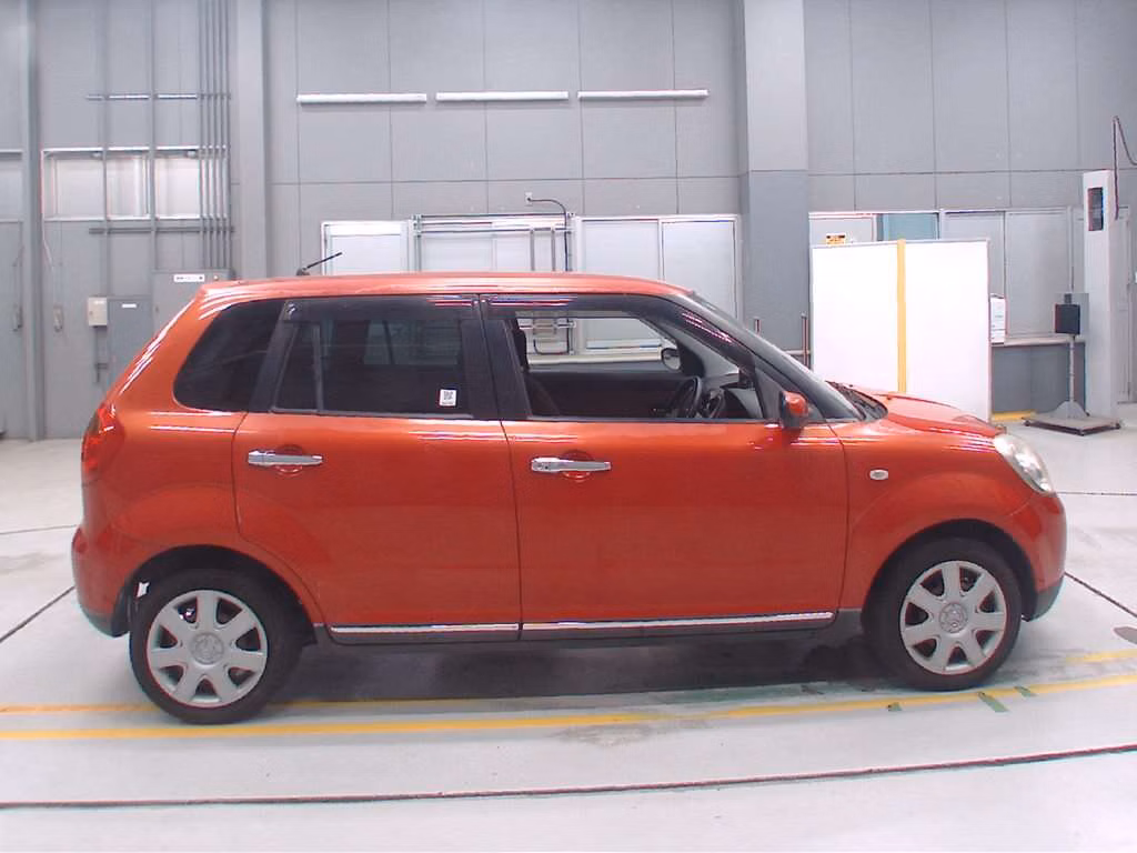 MAZDA VERISA