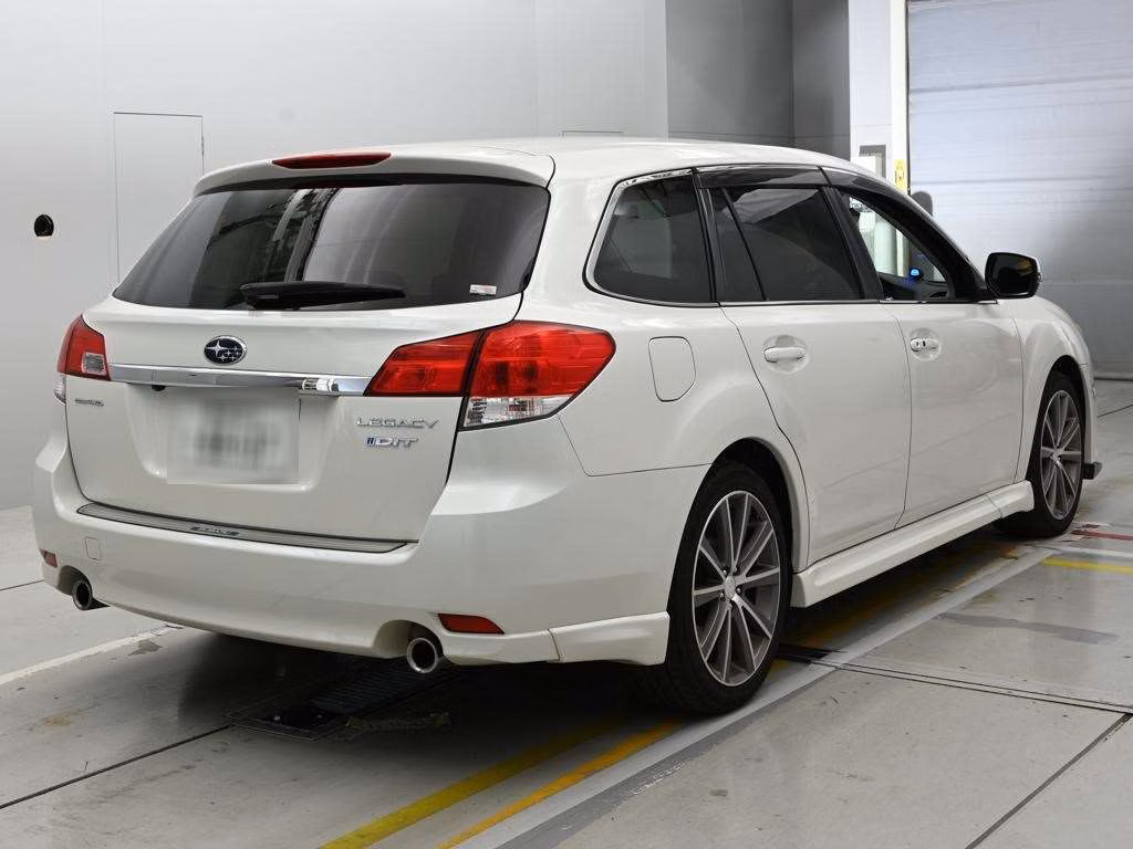 SUBARU LEGACY
