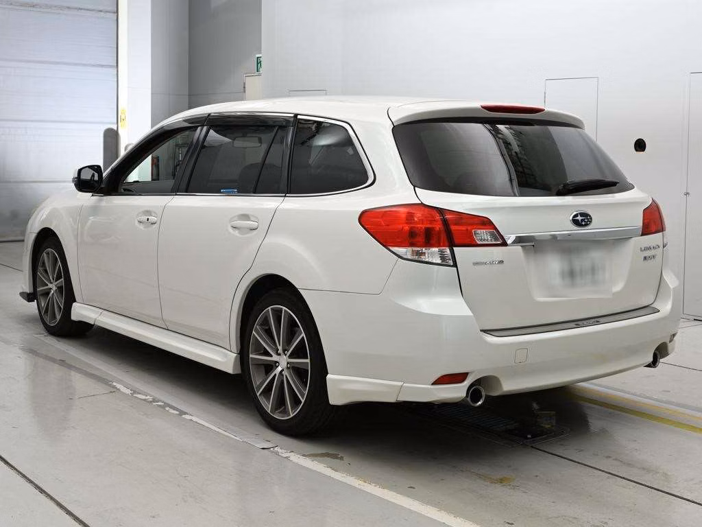 SUBARU LEGACY