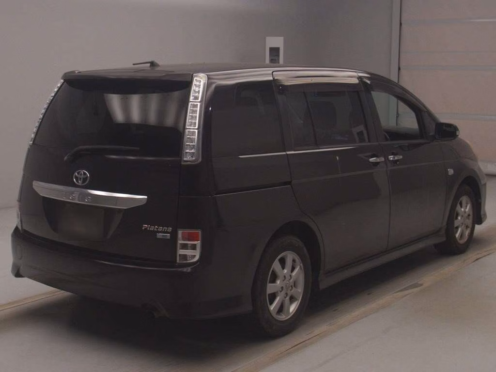 TOYOTA ISIS