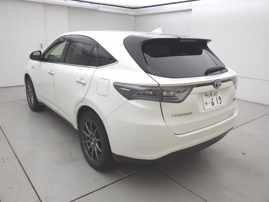 TOYOTA HARRIER