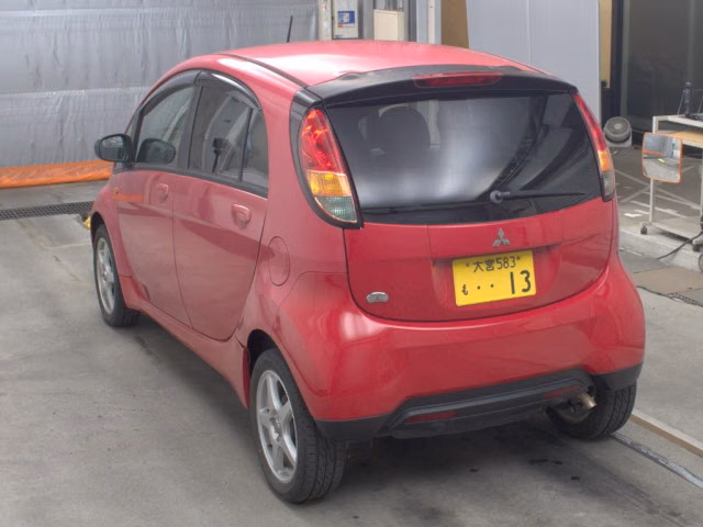 MITSUBISHI I