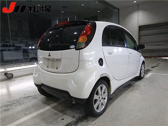 MITSUBISHI I