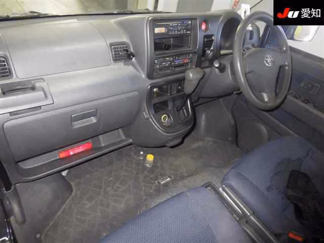 TOYOTA PIXIS VAN