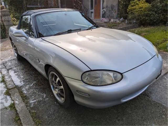 MAZDA ROADSTER