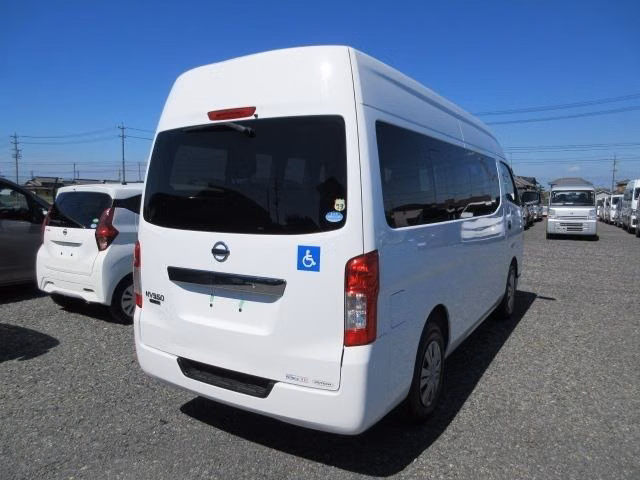 NISSAN NV350 CARAVAN