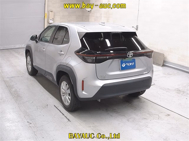 TOYOTA YARIS CROSS