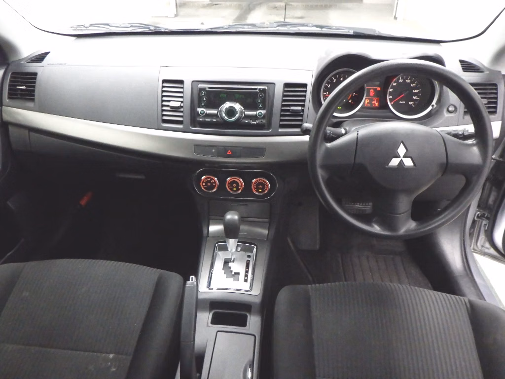 MITSUBISHI GALANT FORTIS