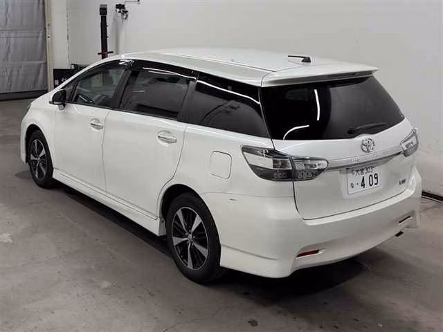 TOYOTA WISH