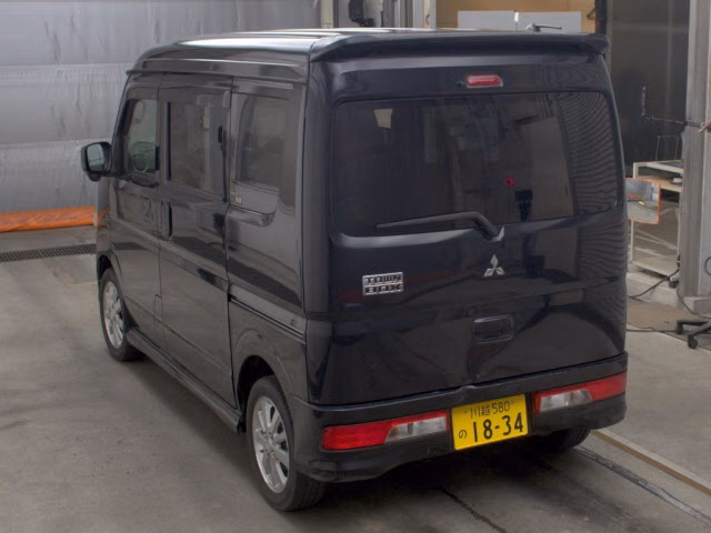 MITSUBISHI TOWN BOX